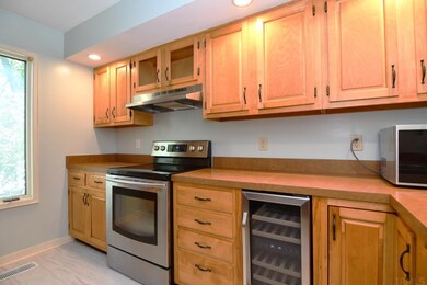 8488 Yorkridge Ct unit C, Newburgh, IN 47630 - photo 6