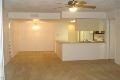 2855 kitchen and dining