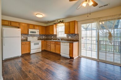 1170 Snowden Terrace, Johnson City, TN 37601 - photo 4