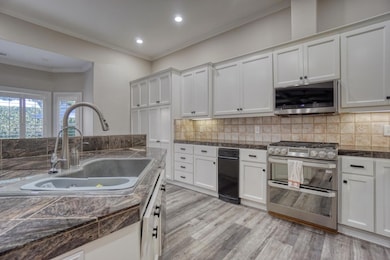 26 River Pointe Way, Lodi, CA 95240 - photo 6