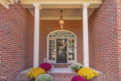 512 W Franklin St, Zebulon, NC 27597 - photo 5