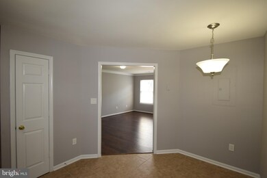 131 Royalty Cir, Owings Mills, MD 21117 - photo 6