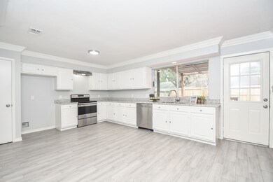 15330 Meadow Village Dr, Houston, TX 77095 - photo 5