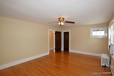 802 W Downer Place, Aurora, IL 60506 - photo 6