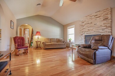 3229 Sunny Cir, Alamogordo, NM 88310 - photo 5