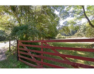 315 North St, Medfield, MA 02052 - photo 3