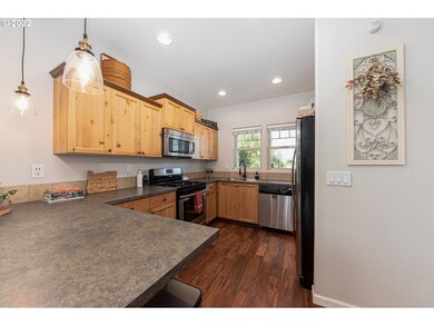 559 June Dr, Molalla, OR 97038 - photo 6