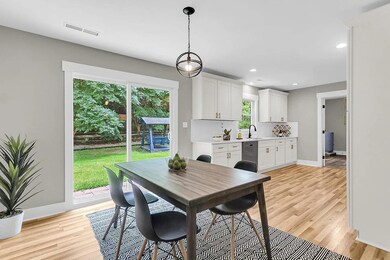 6305 Lucille Dr, North Charleston, SC 29406 - photo 4