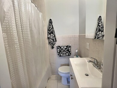 23 Garrison Rd unit 2R, Brookline, MA 02445 - photo 7