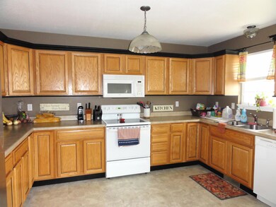 KITCHEN VIEW 2