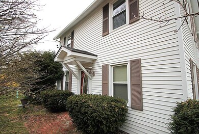 69 Amherst Rd unit 2, South Hadley, MA 01075 - photo 4