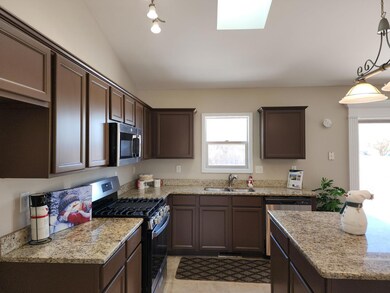 8137 E 96th Ct, Crown Point, IN 46307 - photo 3