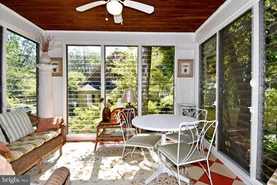 2342 N Oak St, Falls Church, VA 22046 - photo 5