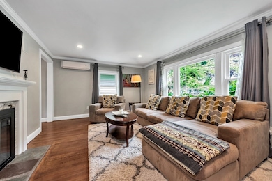 34 Redlands Rd, West Roxbury, MA 02132 - photo 4