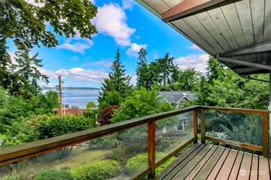 8020 SE 57th St, Mercer Island, WA 98040 - photo 4