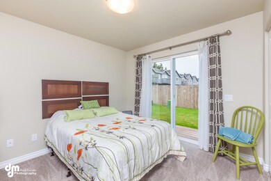 Guest Bedroom 1b
