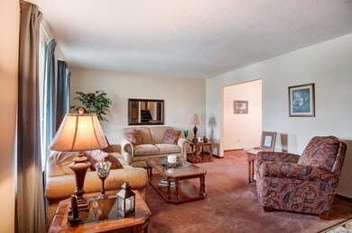 1585 Carrigallen Ln, Columbus, OH 43228 - photo 5