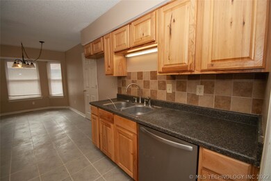 21541 E 32nd St S, Broken Arrow, OK 74014 - photo 4