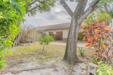 520 Deer Creek Wildwood Ln E, Deerfield Beach, FL 33442 - photo 5