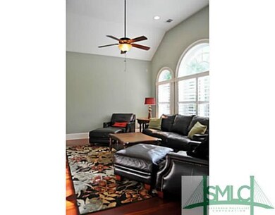 Den/Family/Great Room. Make this your great room, 