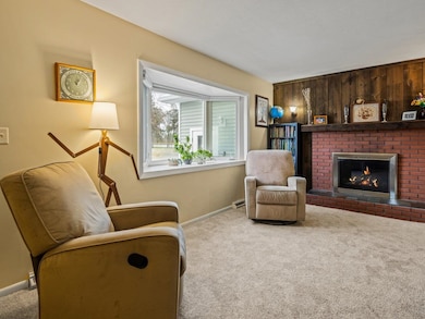 55 Foster Rd, Essex Junction, VT 05452 - photo 5