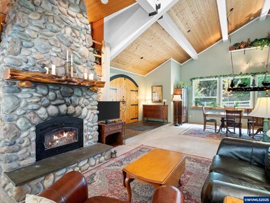 19875 SW Meadow View Dr, McMinnville, OR 97128 - photo 7