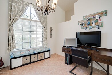 N Forest Lake Way-11