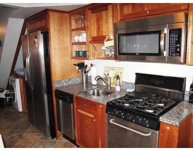 Kitchen. Custom cabinets, granite countertops, sta