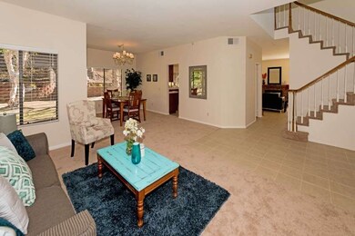 Living Room & D/Room combo.