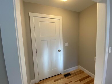 9 Clover Ln unit Lot 84, Londonderry, NH 03053 - photo 3