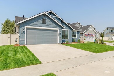 1539 N Burnam Ave, Star, ID 83669 - photo 2