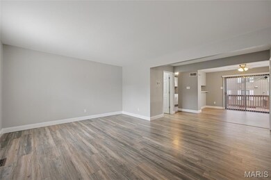 1911 Suns Up Ct unit 4, Florissant, MO 63031 - photo 6
