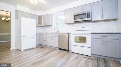 7119 Bridoon Ave, Sykesville, MD 21784 - photo 4