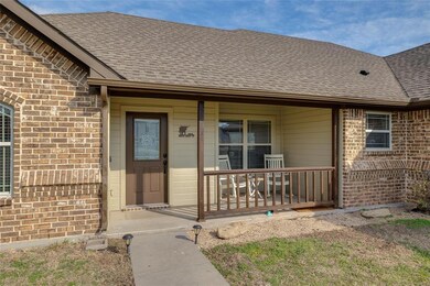105 S Casey Ct, Springtown, TX 76082 - photo 6