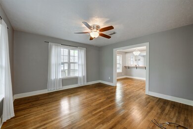 213 E 23rd St, Houston, TX 77008 - photo 4