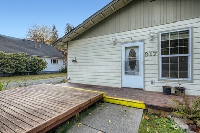 317 Varner Ave SE, Orting, WA 98360 - photo 2