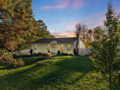 113 Scadding St, Taunton, MA 02780 - photo 2