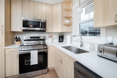 29 Dunford St, Providence, RI 02909 - photo 5