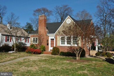 1256 Circle Dr, Halethorpe, MD 21227 - photo 2