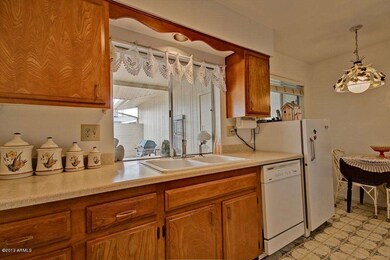 13663 N Garden Court Dr, Sun City, AZ 85351 - photo 7