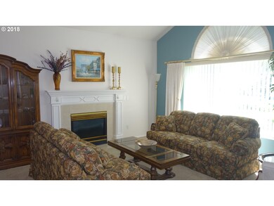 1233 Frogs Leap Ln, Eugene, OR 97404 - photo 5