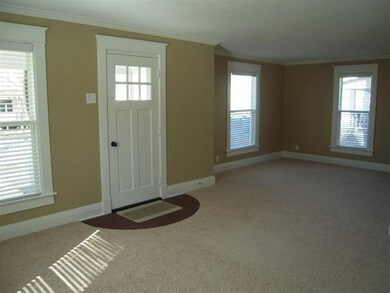 120 N Vine St, Elkhart, IN 46514 - photo 5