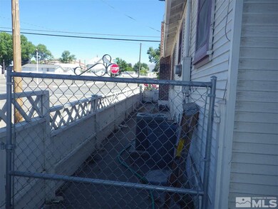 302/312 4th St, Winnemucca, NV 89445 - photo 6