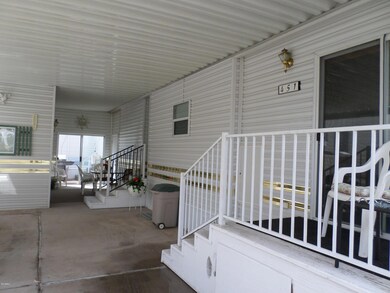 OUTDOOR LIVING W/BACK PATIO ACCESS
