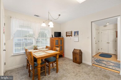 119 Tanglewood Ln, Winchester, VA 22602 - photo 5