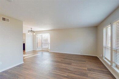 308 Creekside Dr, Hurst, TX 76053 - photo 7