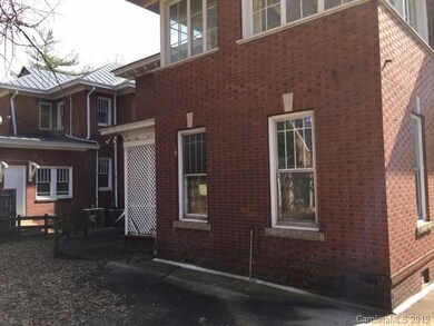 502 W Front St, Statesville, NC 28677 - photo 6