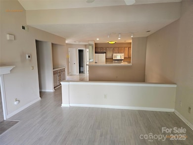 854 Southwest Dr unit 54, Davidson, NC 28036 - photo 4