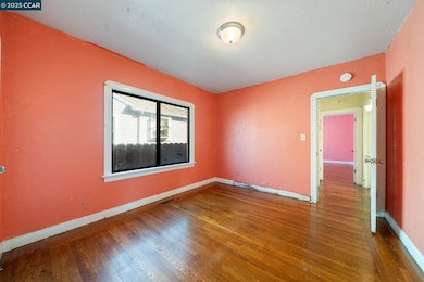 2380 107th Ave, Oakland, CA 94603 - photo 5