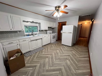 144 Pineview Dr, Vincennes, IN 47591 - photo 6